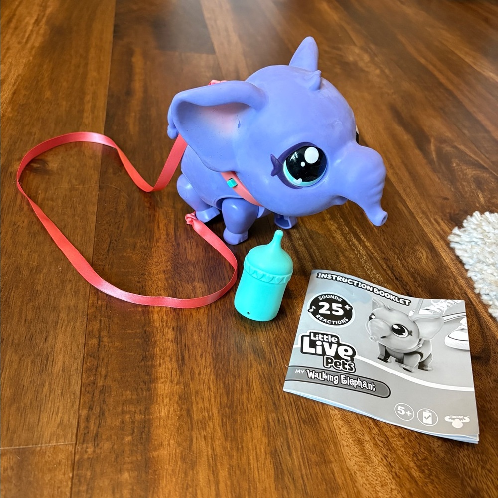Little Live Pets Walking Elephant Toy 🐘
